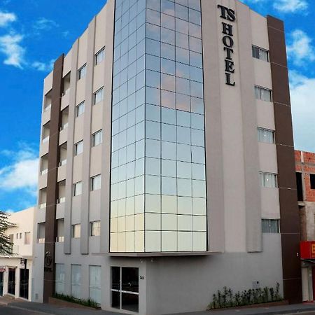 Ts Hotel Porteirinha Exterior foto